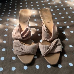 Gucci Bamboo Sandals Nude Drape Wrap Heels 👠